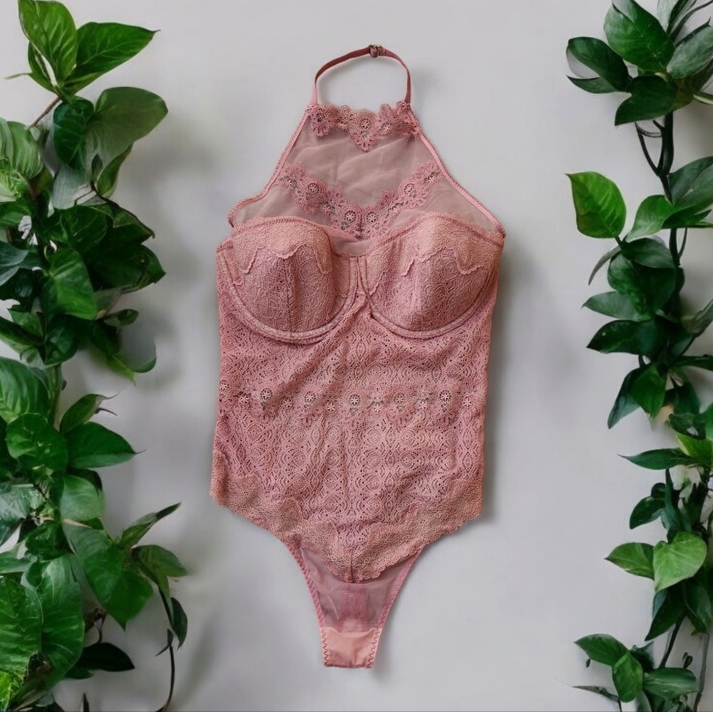 NWT Victoria's Secret Bombshell Lace Teddy Lingerie